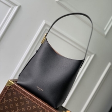 LV Hobo Bags